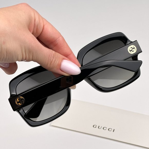 Gucci GG1337S 002 Sunglasses Shiny Black Gradient Gray Polarized Square Women main image 10